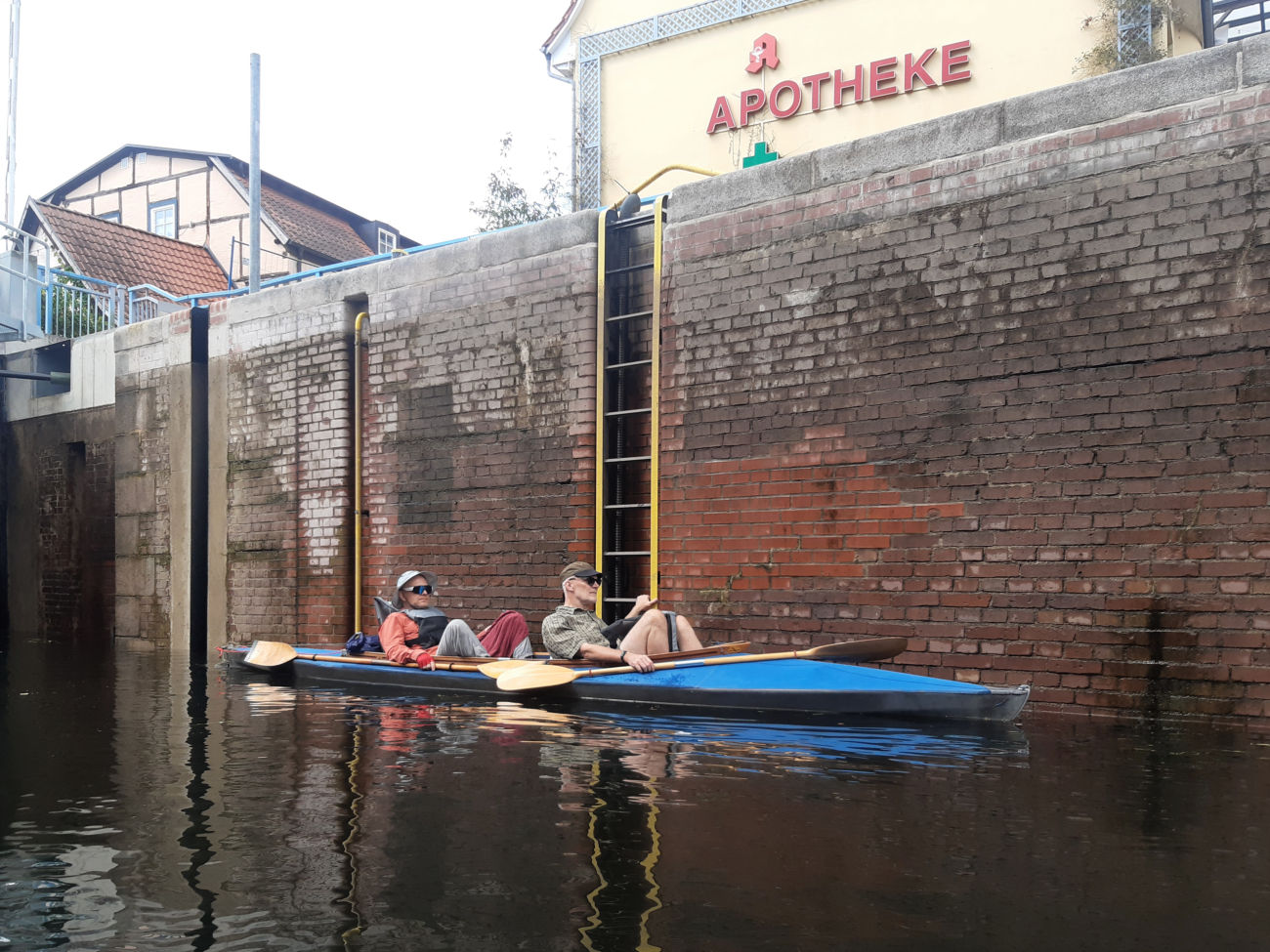 Abh&auml;ngen in L&uuml;bzer Schleuse