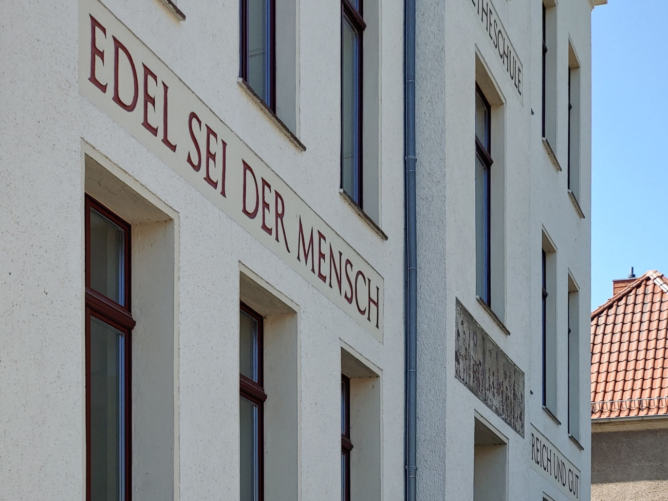 Frommer Spruch an der Goetheschule