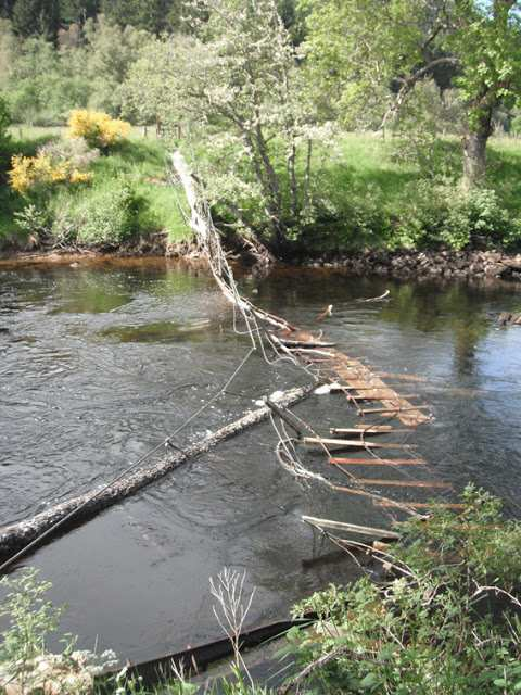eingestürzte Hängebrücke von Angel-Webseite