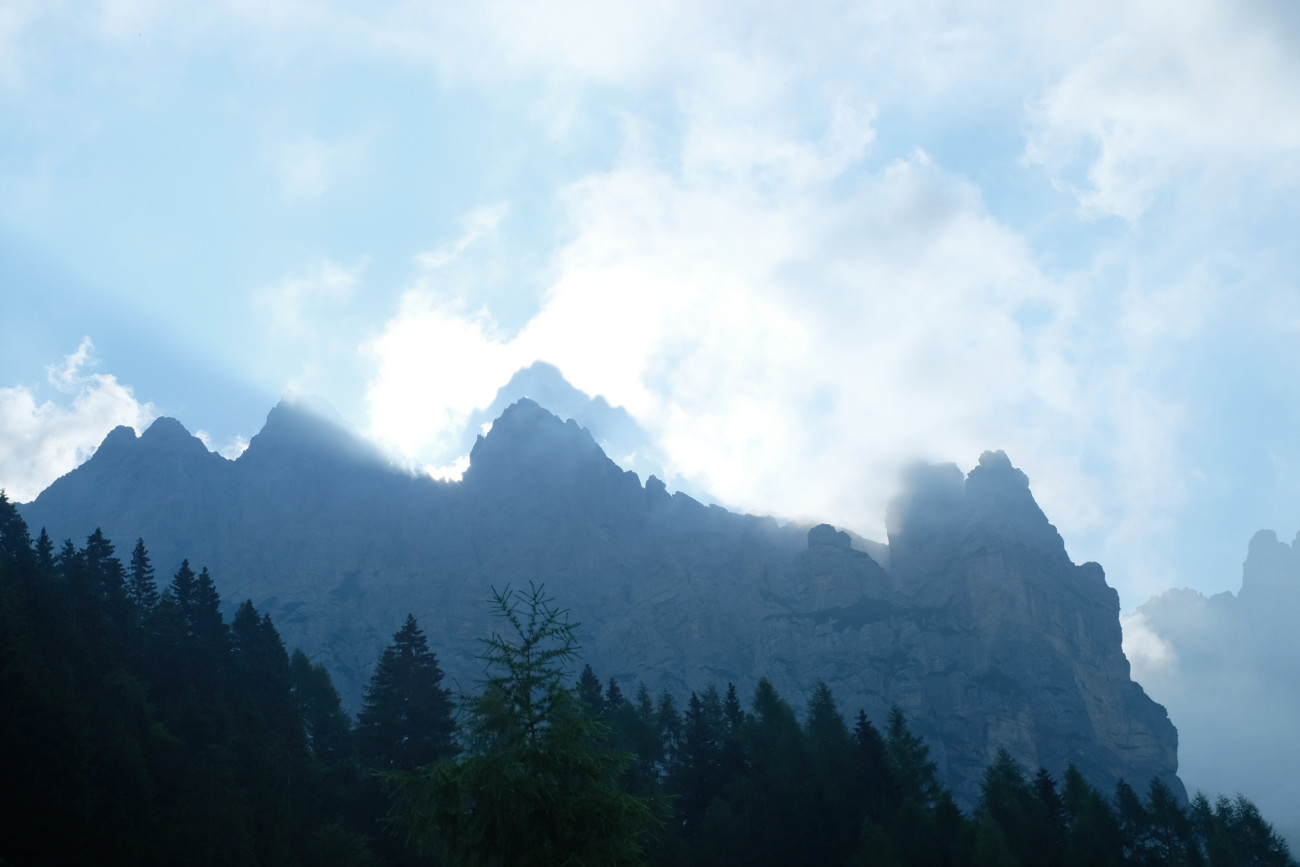 Berg mit Kontur