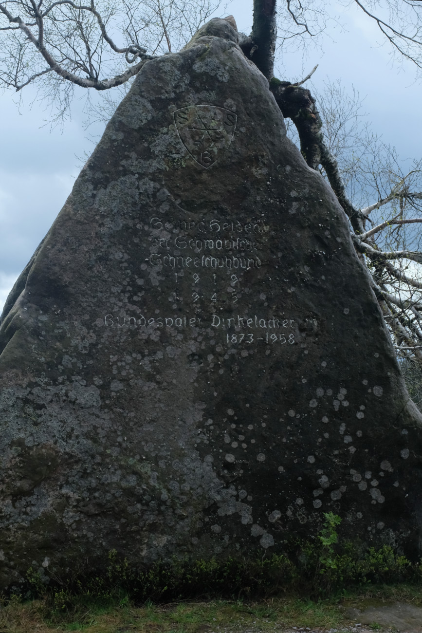 Stein vorn