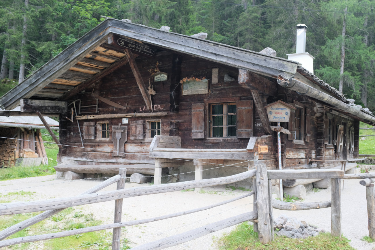 Enzianbrennerei