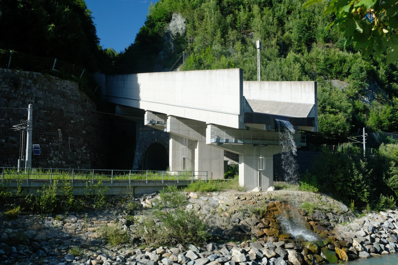 Bachschütte