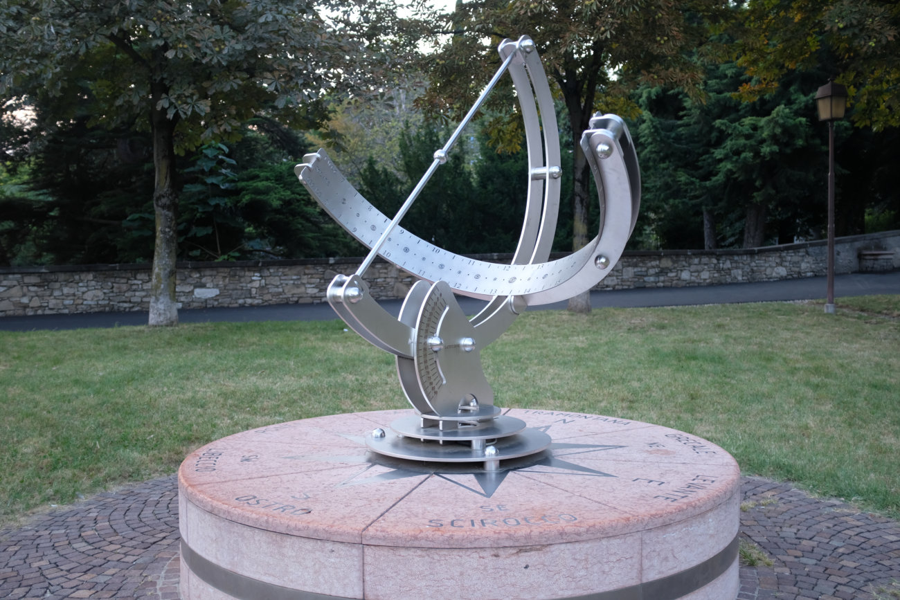 Sonnenuhr