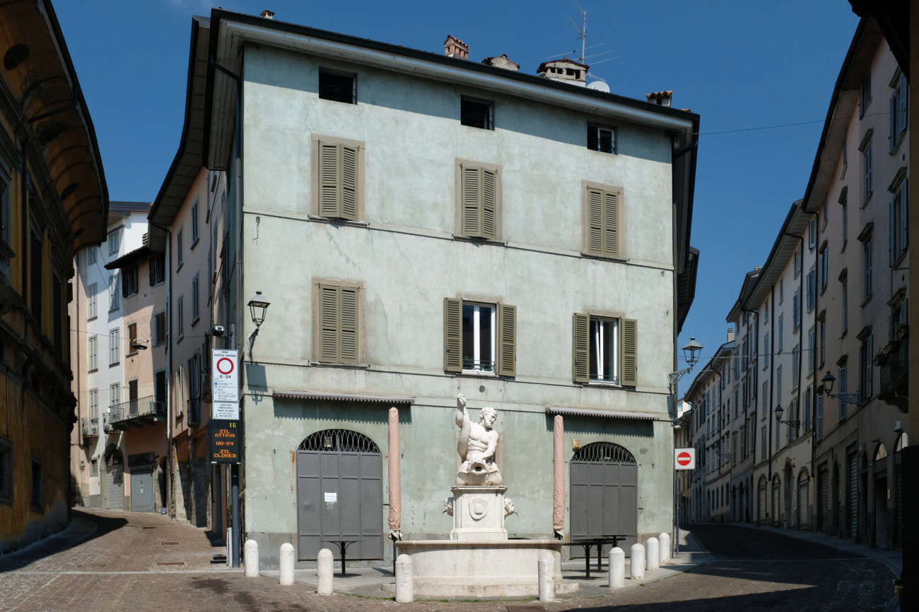 Brunnen