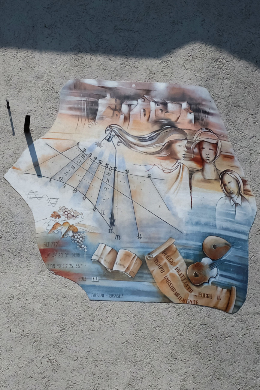 Sonnenuhr 47 in Monclassico