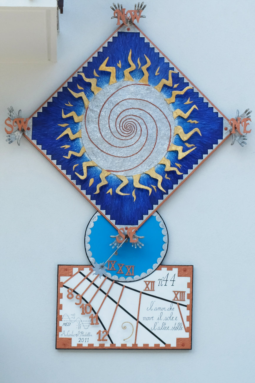 Sonnenuhr 44 in Monclassico