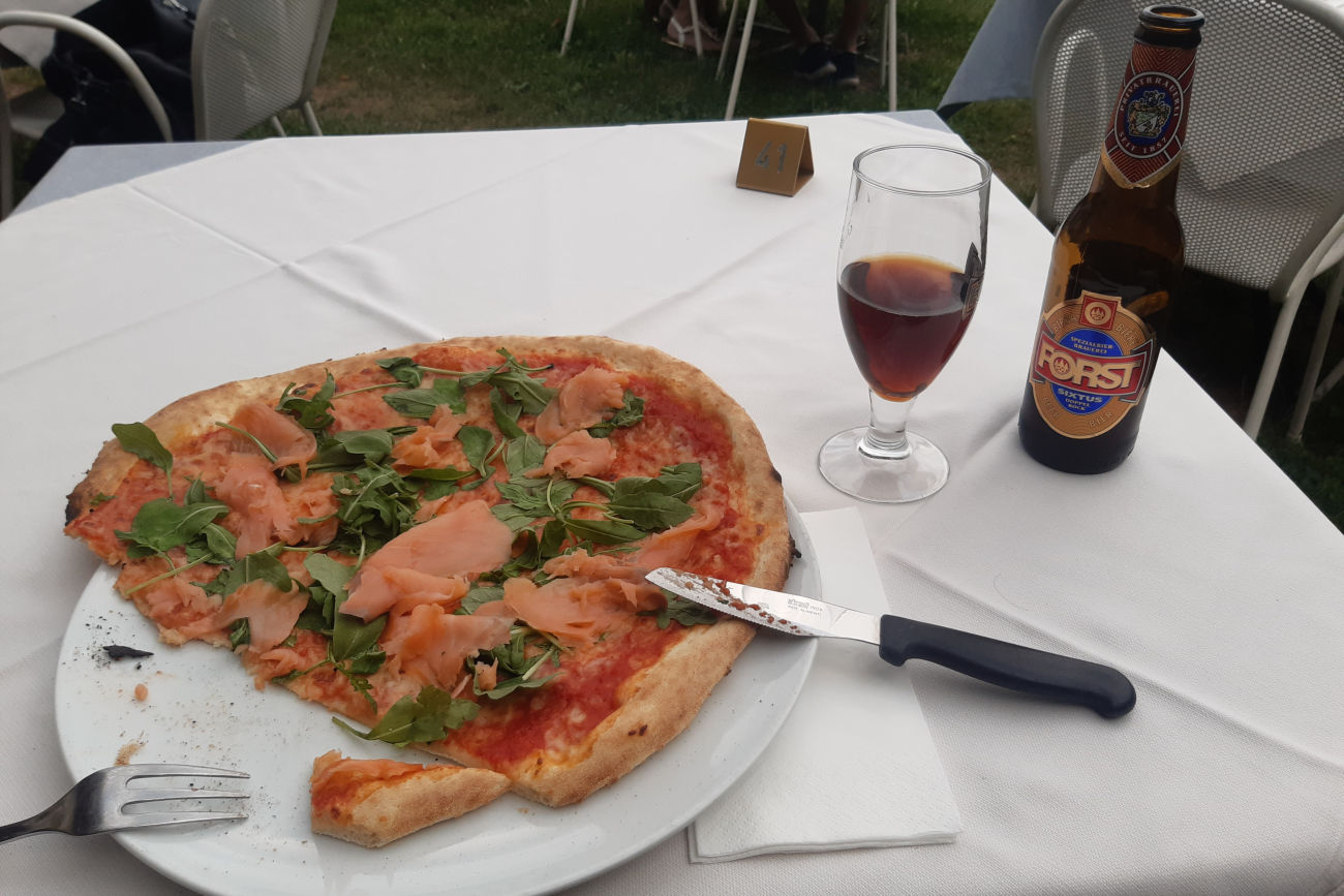 Lachspizza